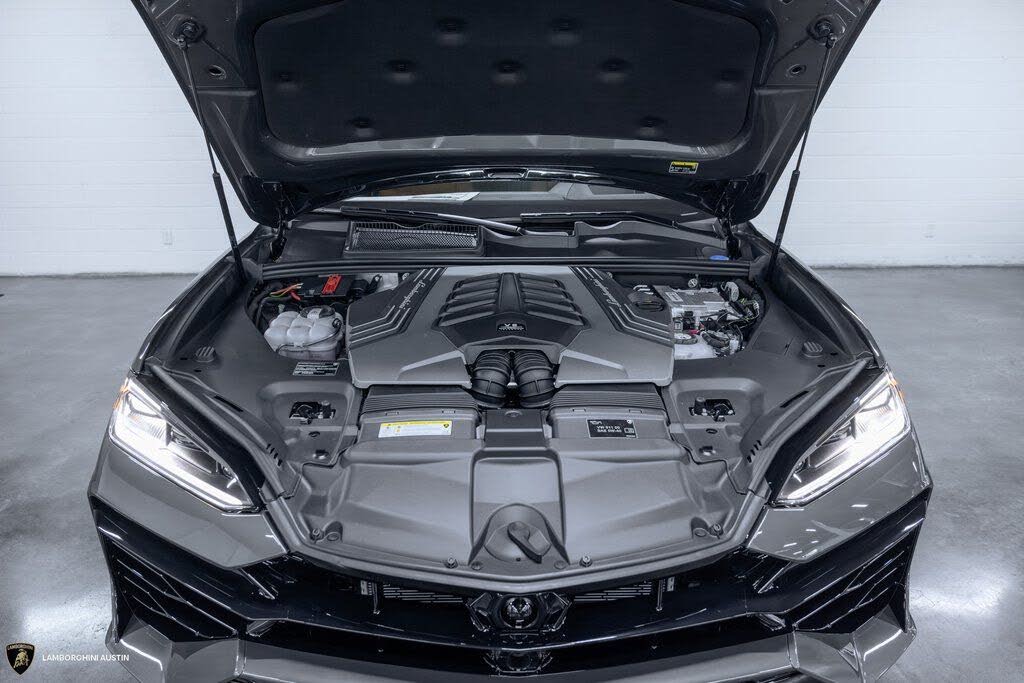 2025 Lamborghini Urus SE AWD