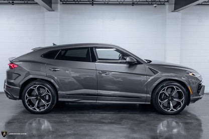 2025 Lamborghini Urus SE AWD