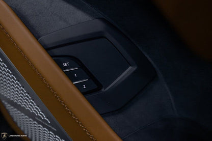 2025 Lamborghini Urus SE AWD