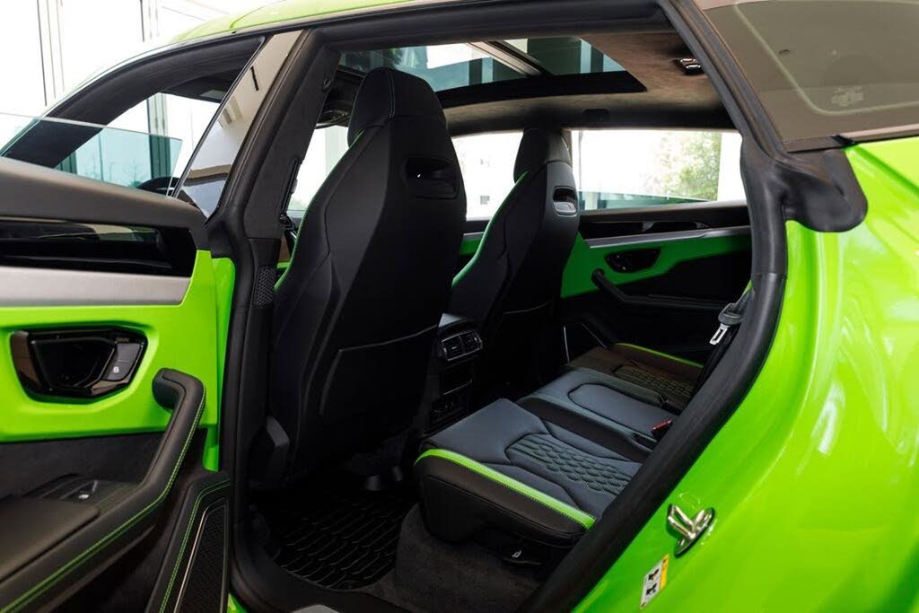 2025 Lamborghini Urus SE AWD
