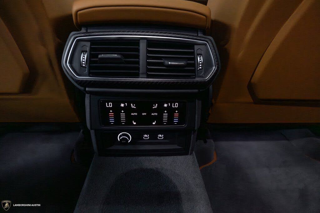 2025 Lamborghini Urus SE AWD