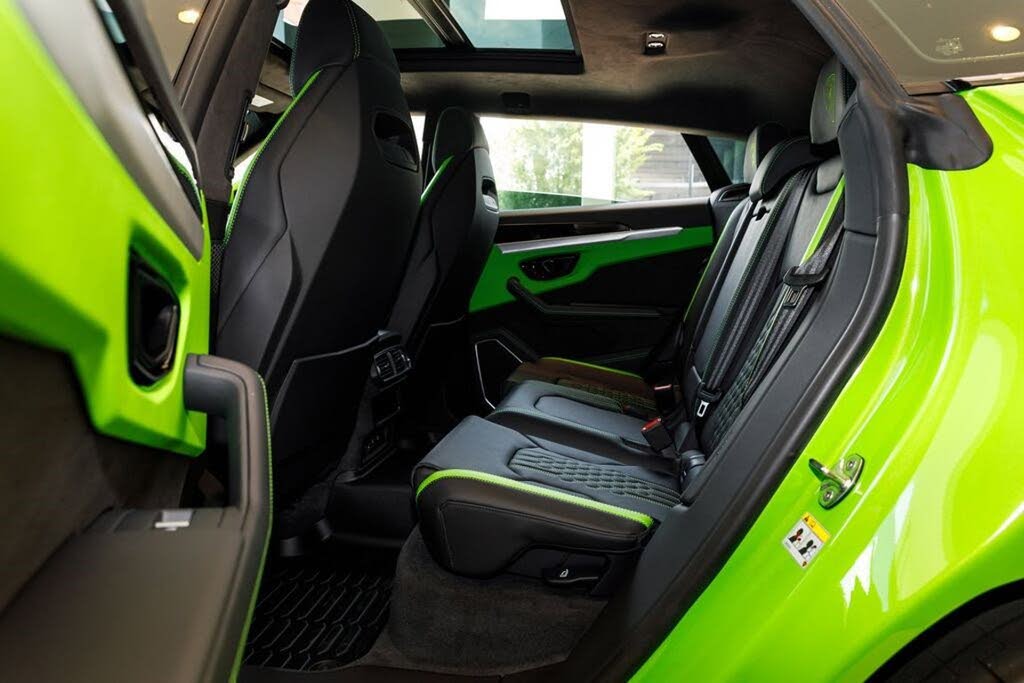 2025 Lamborghini Urus SE AWD
