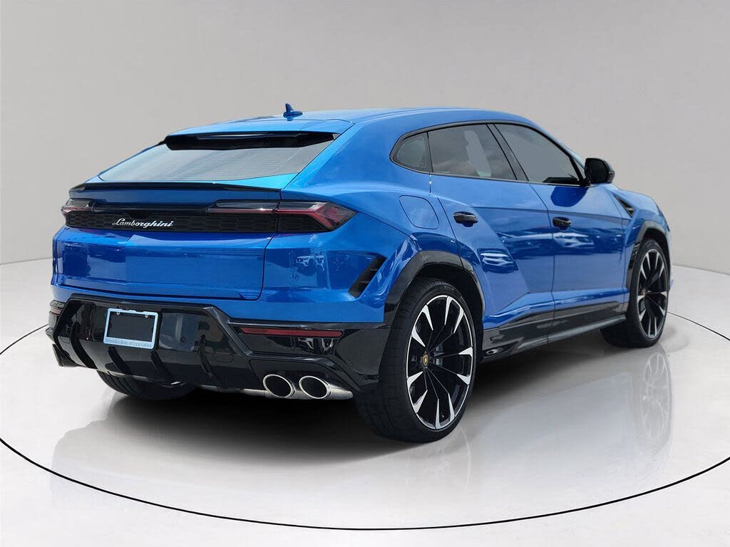 2025 Lamborghini Urus SE AWD