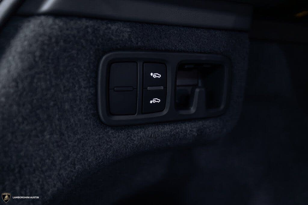 2025 Lamborghini Urus SE AWD