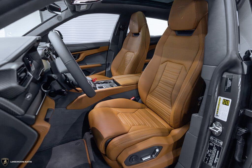 2025 Lamborghini Urus SE AWD