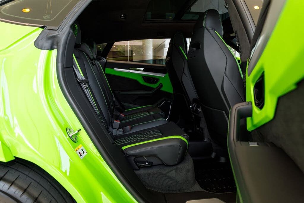 2025 Lamborghini Urus SE AWD