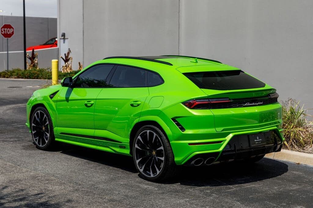 2025 Lamborghini Urus SE AWD