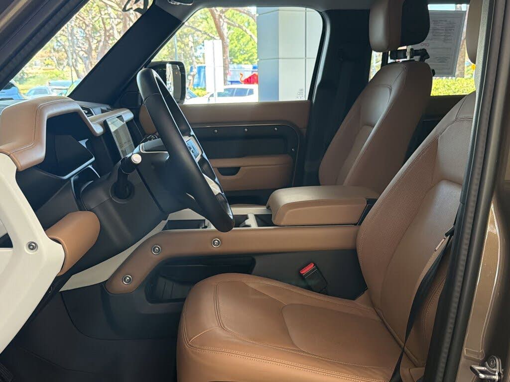 2025 Land Rover Defender 110 P300 S AWD