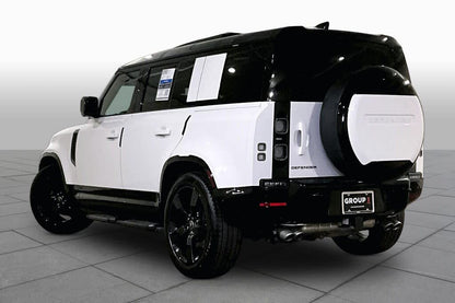 2025 Land Rover Defender 110 V8 P525 AWD