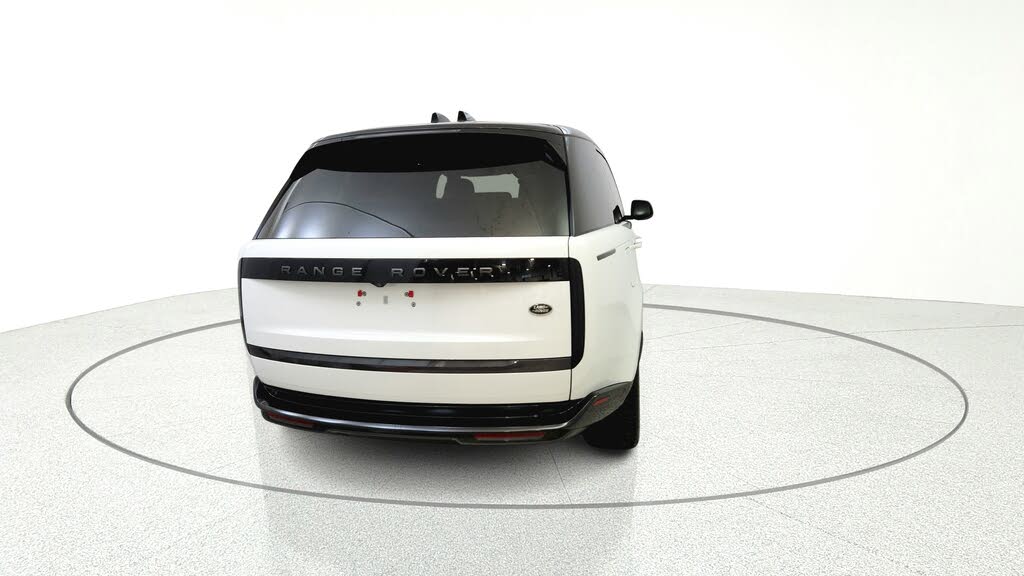 2025 Land Rover Range Rover P530 SE LWB AWD