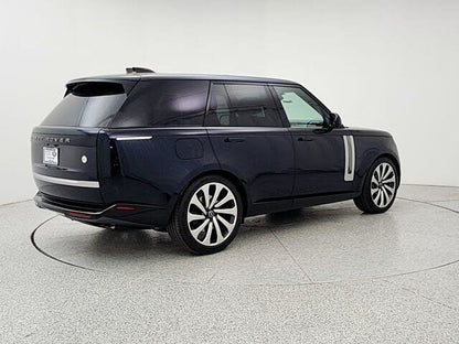 2025 Land Rover Range Rover P615 SV AWD
