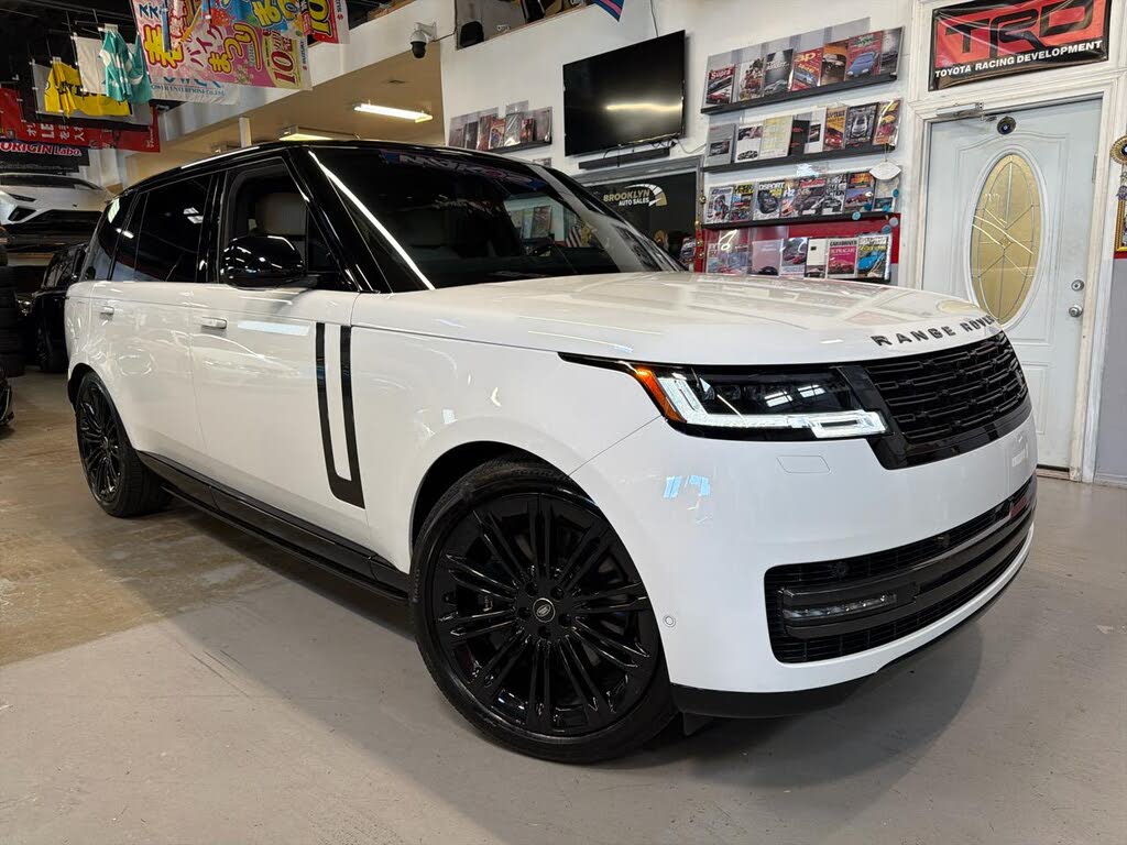 2025 Land Rover Range Rover P530 SE LWB AWD