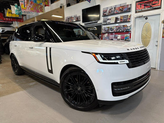 2025 Land Rover Range Rover P530 SE LWB AWD