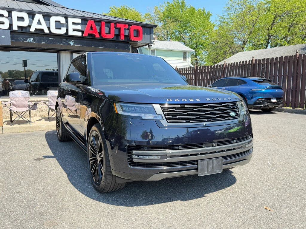 2025 Land Rover Range Rover P530 SE AWD