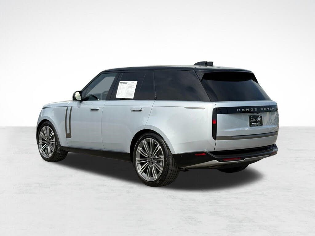 2025 Land Rover Range Rover P400 SE AWD
