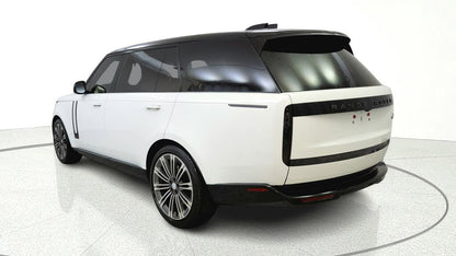 2025 Land Rover Range Rover P530 SE LWB AWD