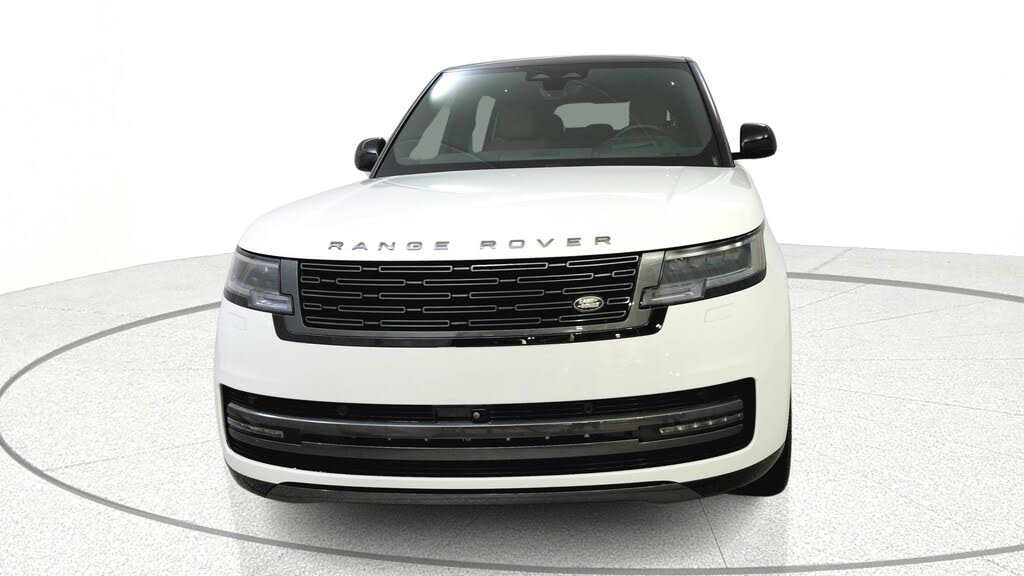 2025 Land Rover Range Rover P530 SE LWB AWD