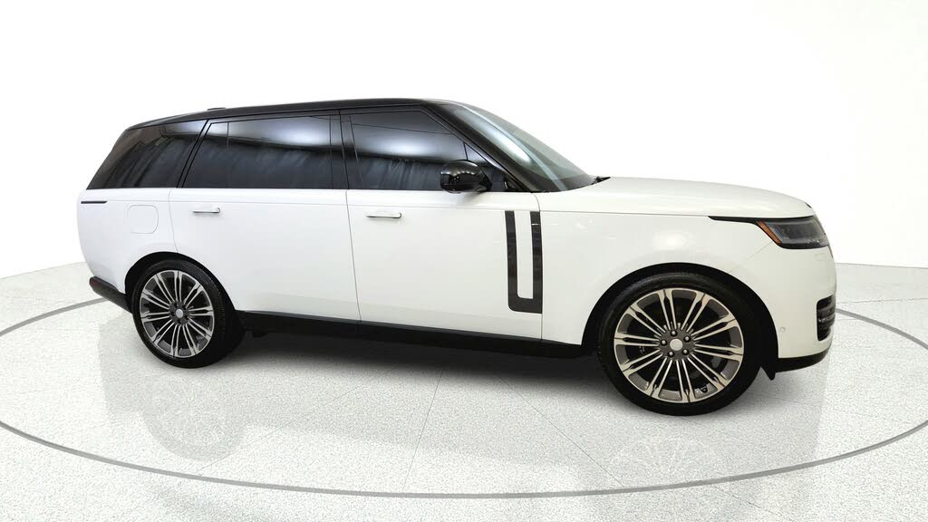 2025 Land Rover Range Rover P530 SE LWB AWD