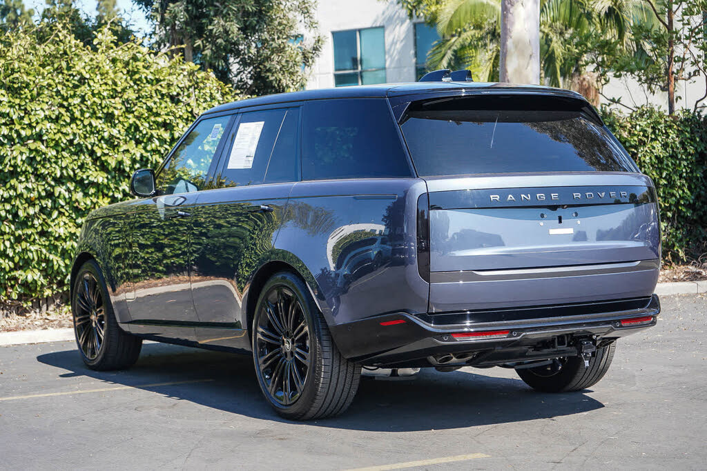 2025 Land Rover Range Rover P530 SE AWD