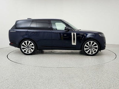 2025 Land Rover Range Rover P615 SV AWD