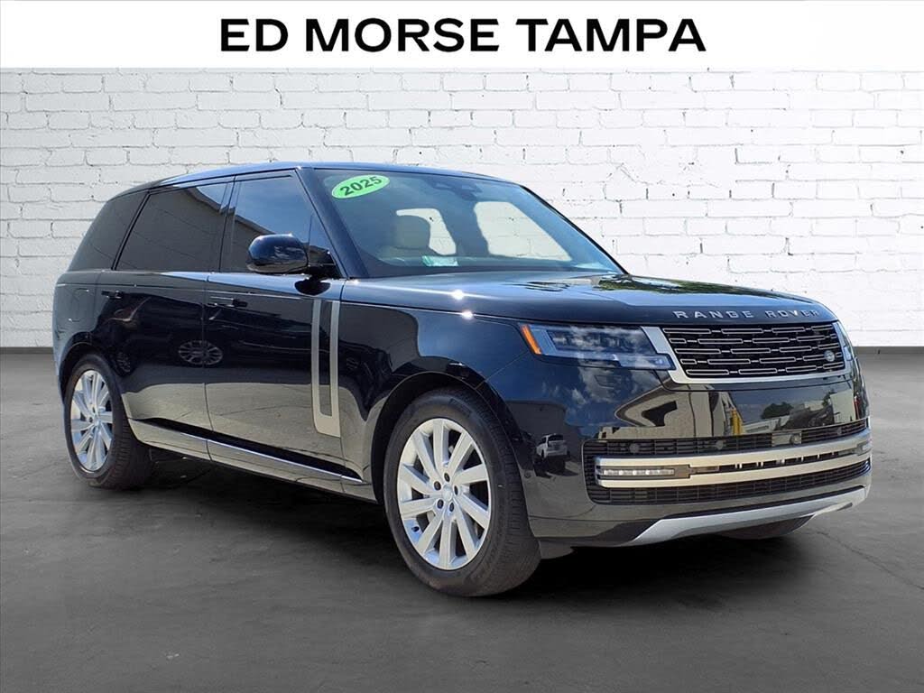 2025 Land Rover Range Rover P400 SE LWB AWD