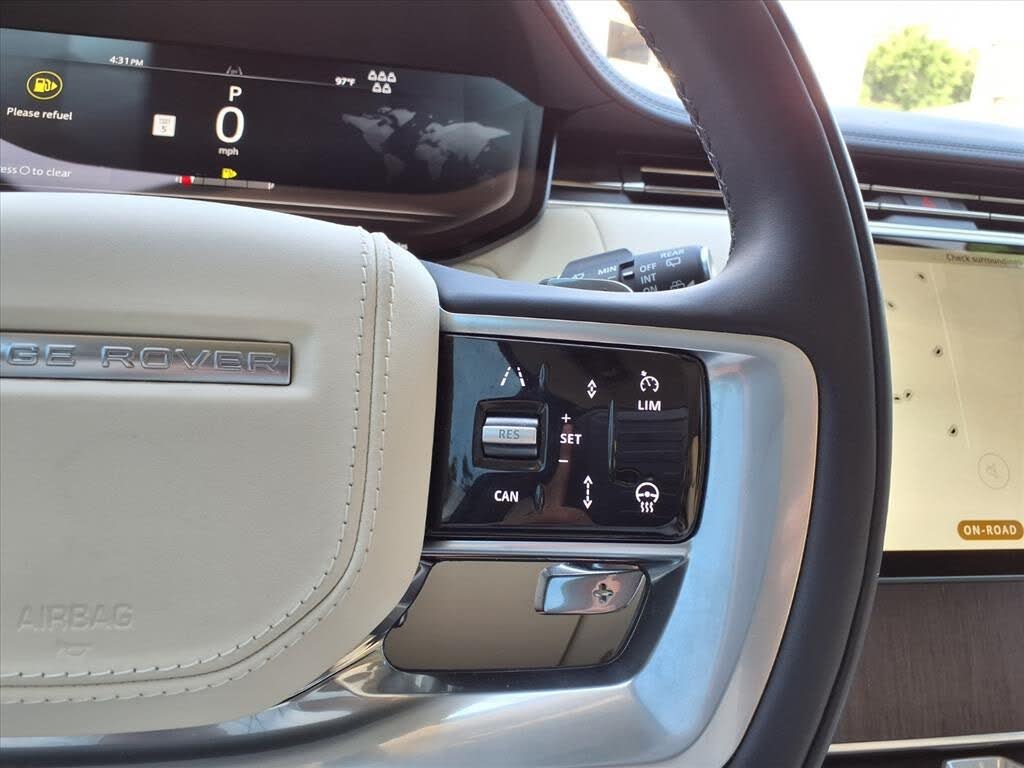 2025 Land Rover Range Rover P400 SE LWB AWD