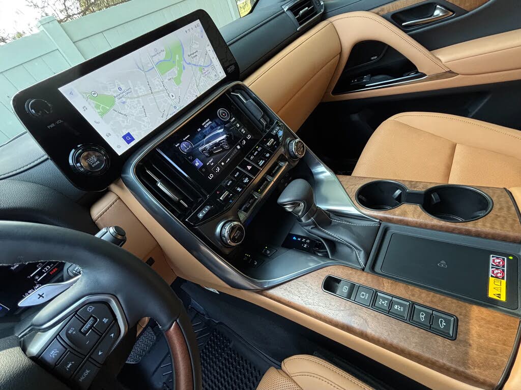 2025 Lexus LX 600 Luxury AWD