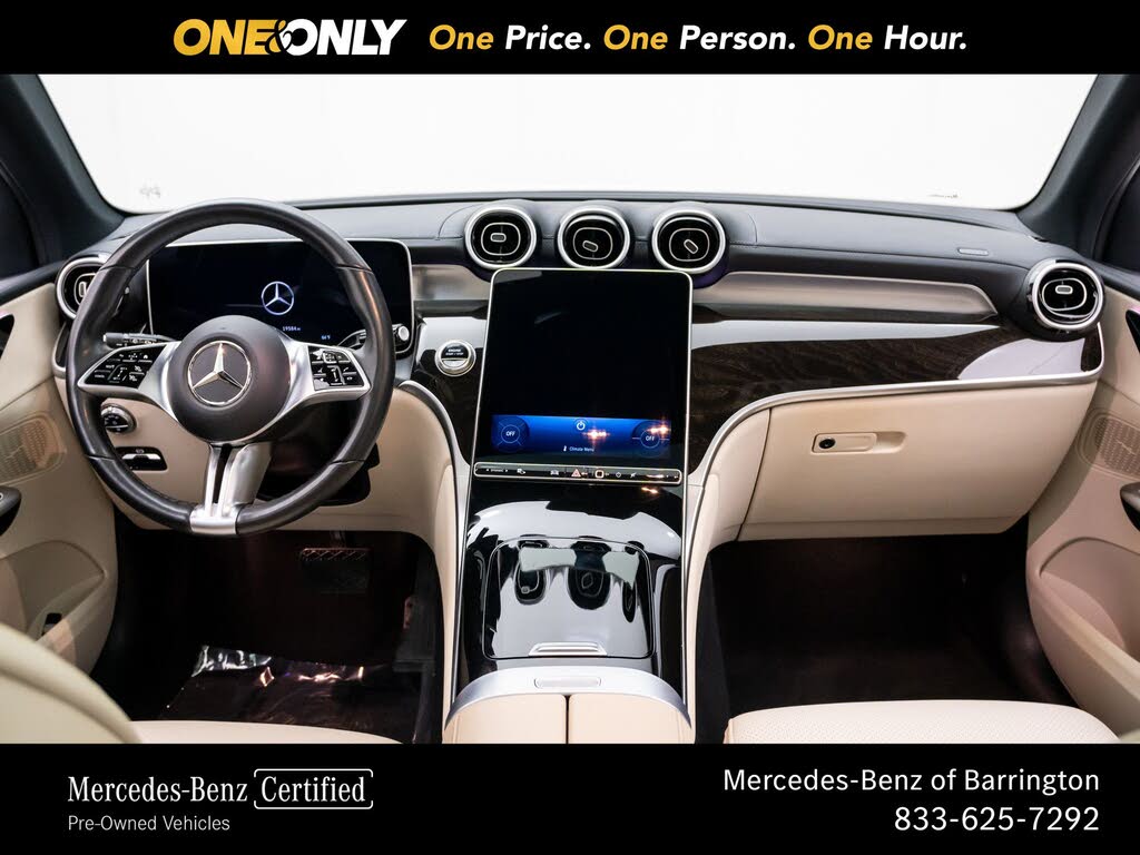 2025 Mercedes-Benz GLC 300 4MATIC