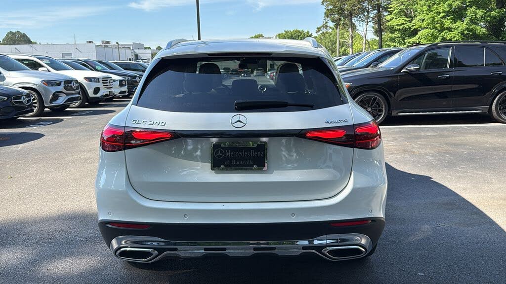 2025 Mercedes-Benz GLC 300 4MATIC