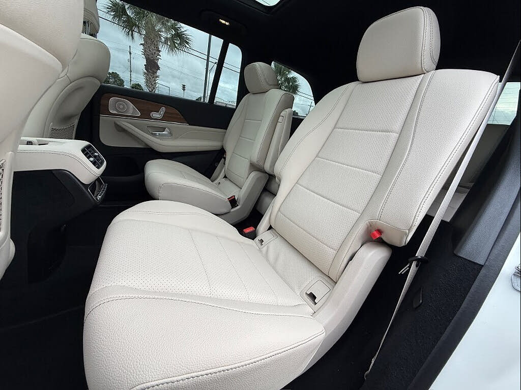 2025 Mercedes-Benz GLS 450 4MATIC
