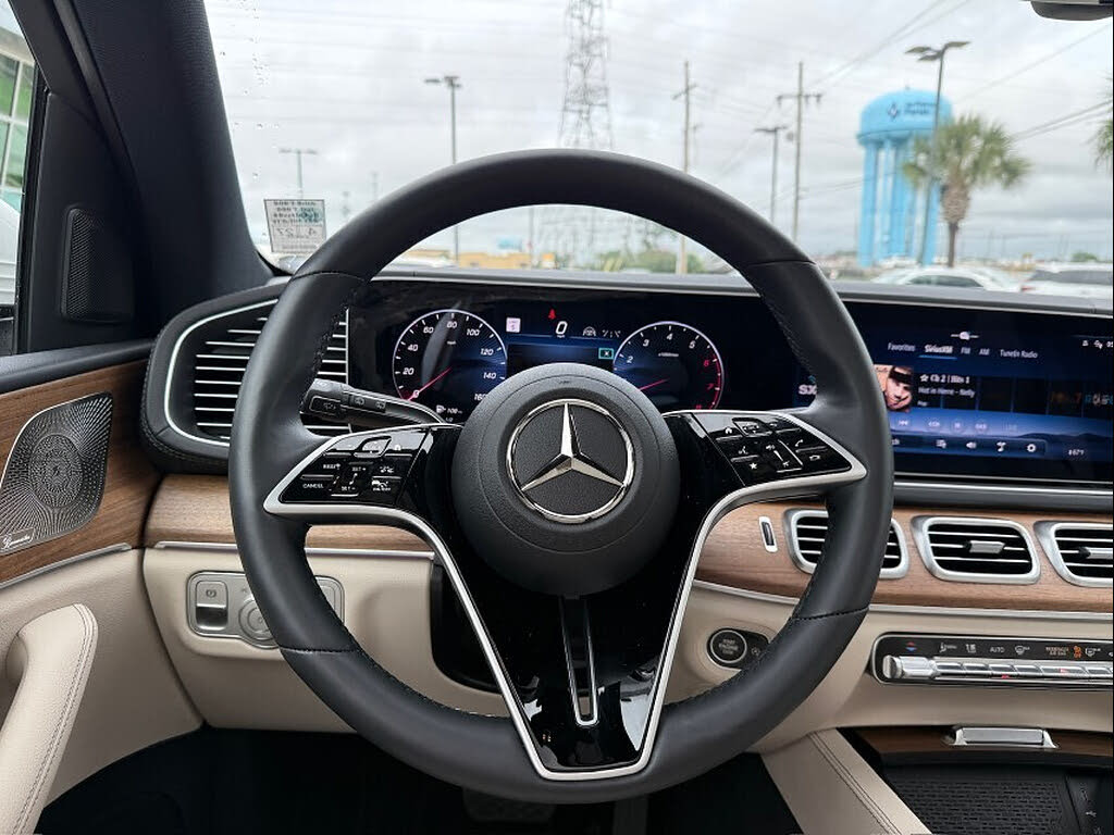 2025 Mercedes-Benz GLS 450 4MATIC