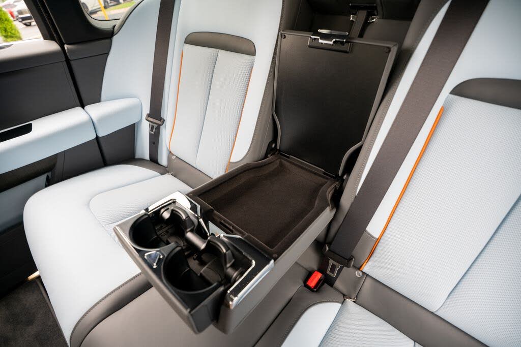 2025 Rolls-Royce Cullinan AWD