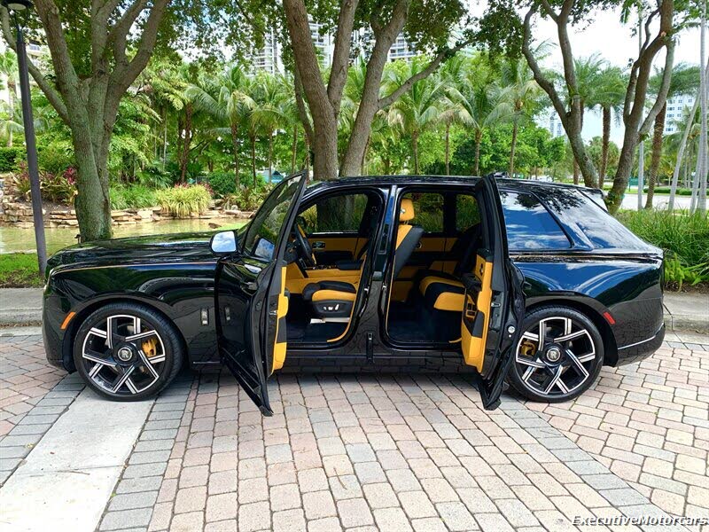 2025 Rolls-Royce Cullinan Black Badge AWD