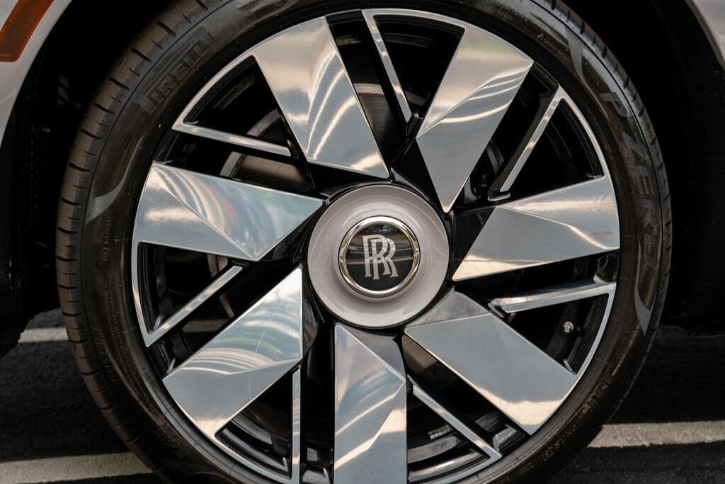 2025 Rolls-Royce Cullinan AWD