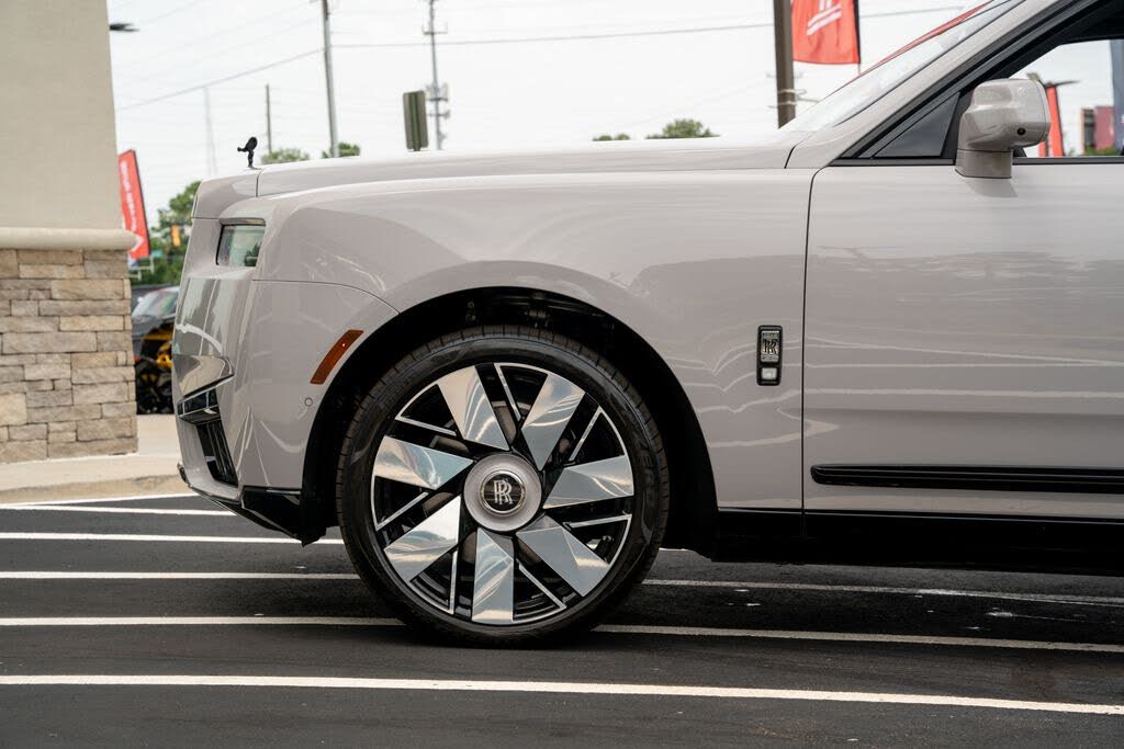 2025 Rolls-Royce Cullinan AWD