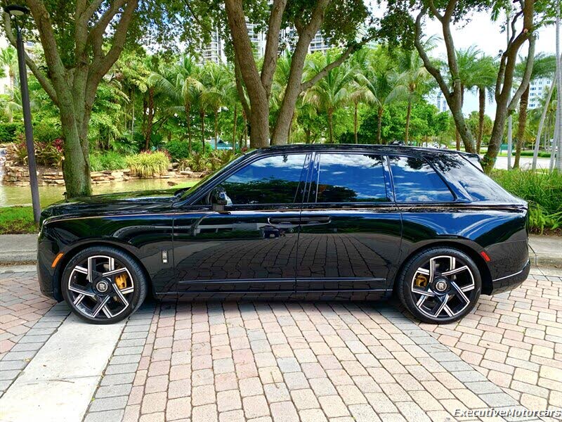 2025 Rolls-Royce Cullinan Black Badge AWD