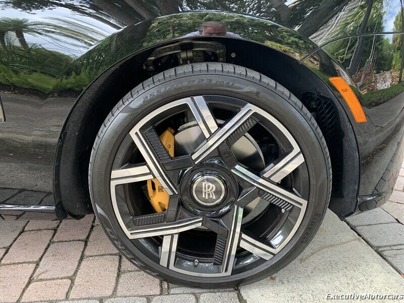 2025 Rolls-Royce Cullinan Black Badge AWD