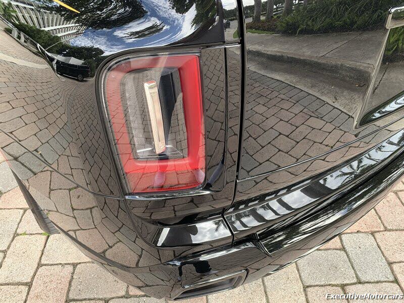 2025 Rolls-Royce Cullinan Black Badge AWD