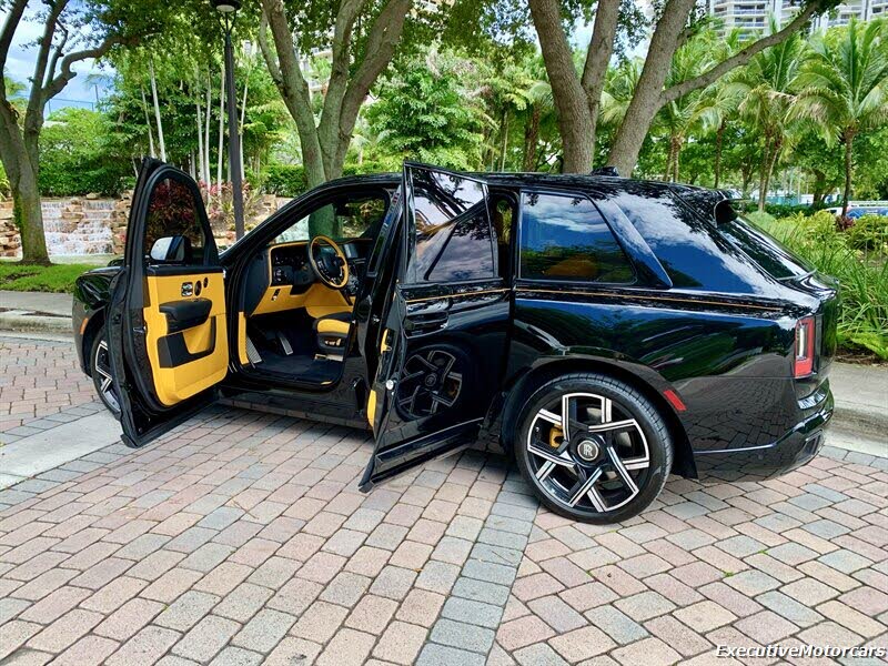 2025 Rolls-Royce Cullinan Black Badge AWD