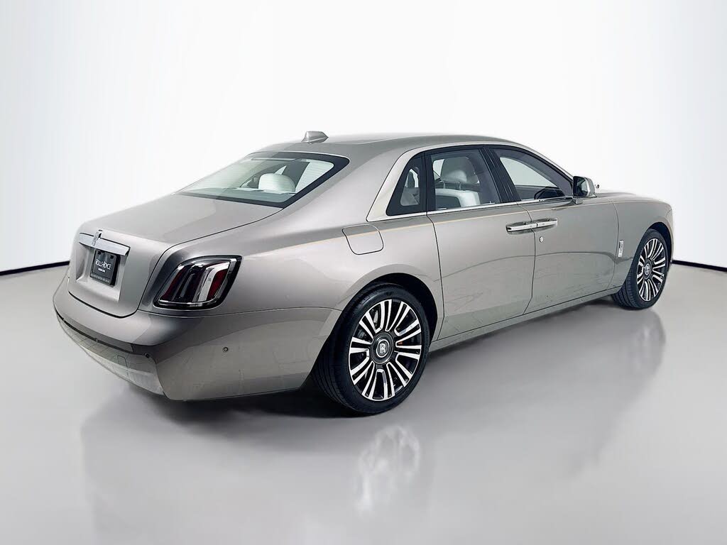 2025 Rolls-Royce Ghost AWD