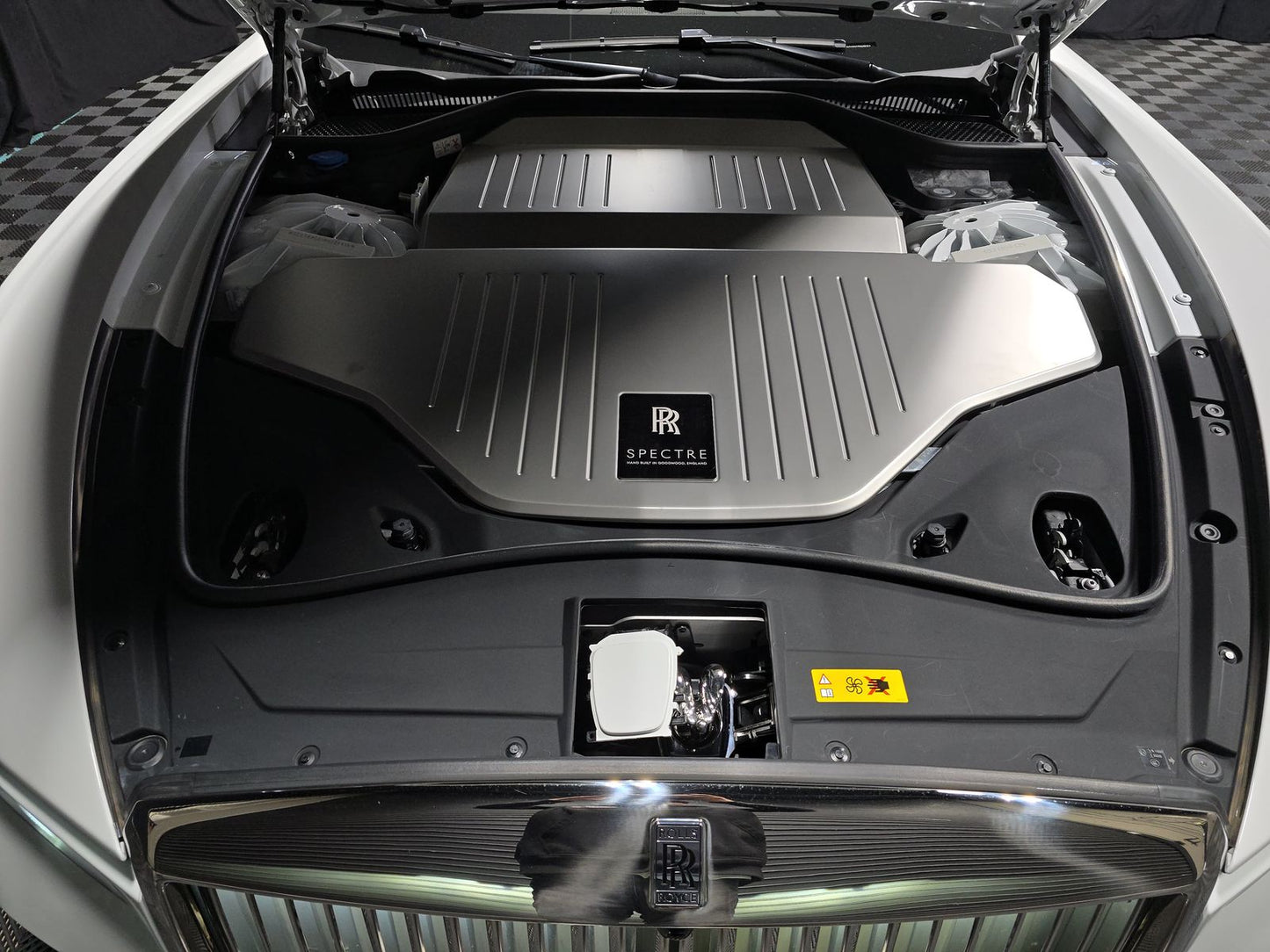 2024 Rolls-Royce Spectre