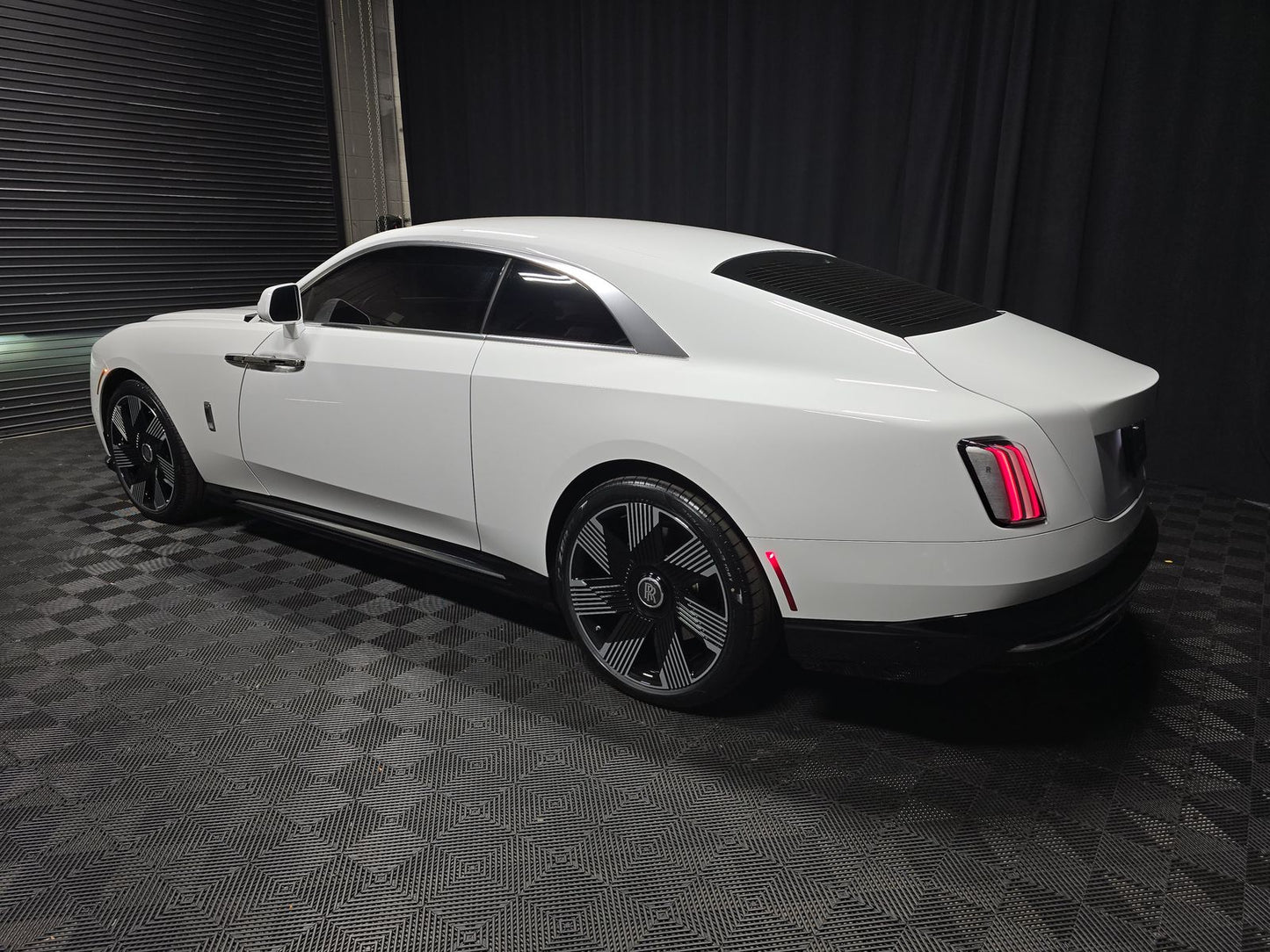 2024 Rolls-Royce Spectre