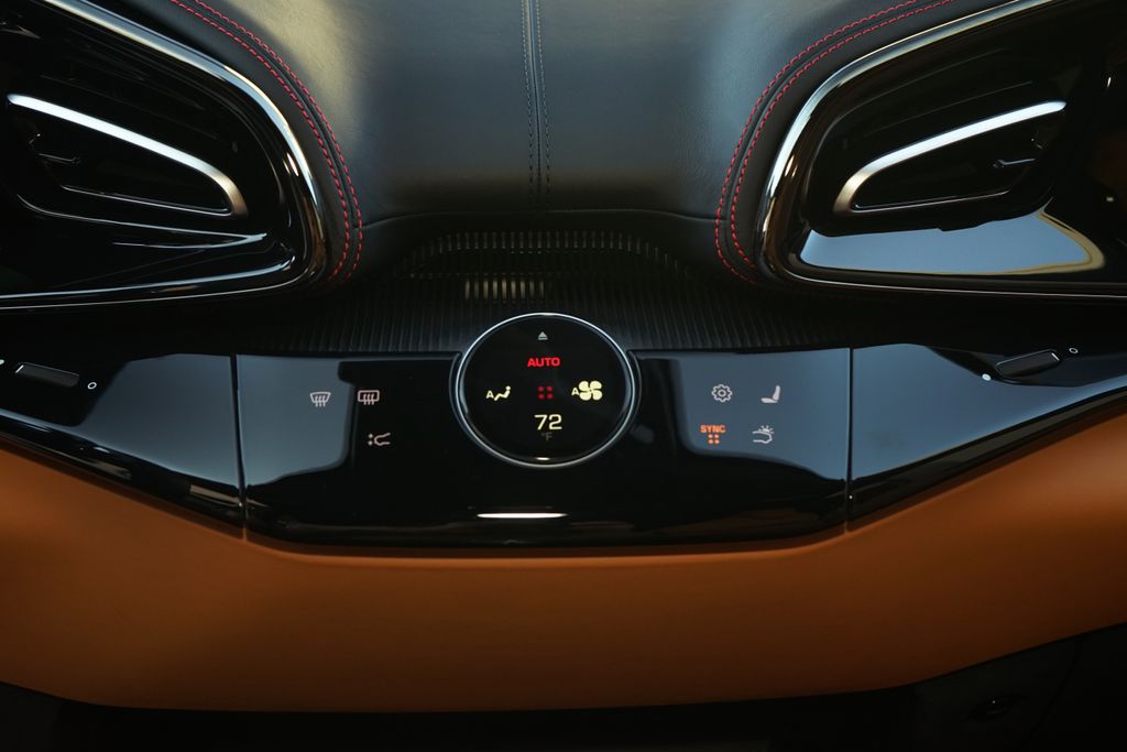 2025 Ferrari Purosangue