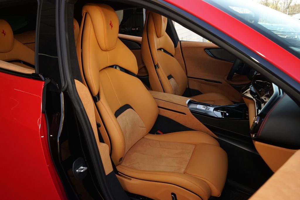 2025 Ferrari Purosangue