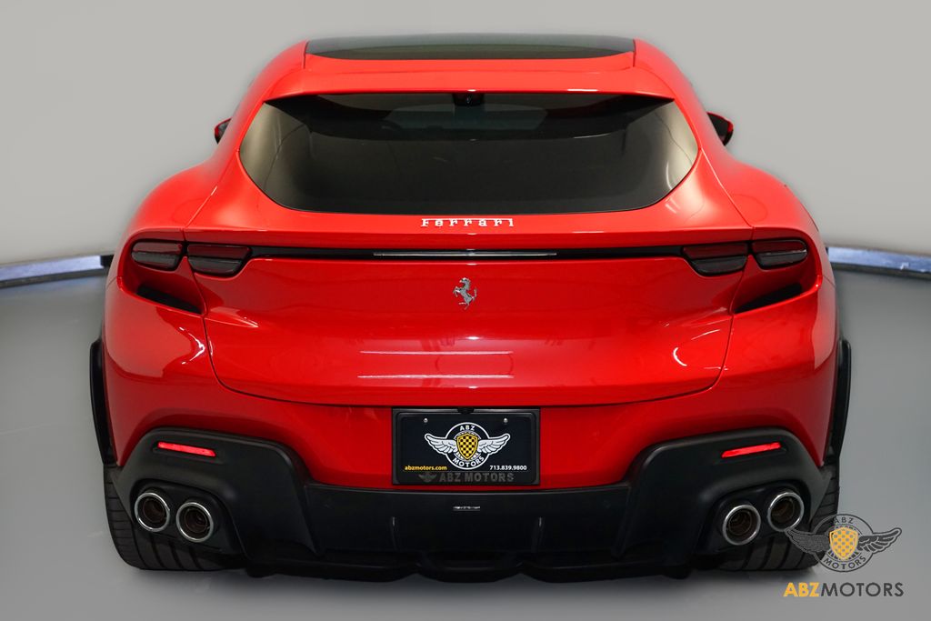 2025 Ferrari Purosangue