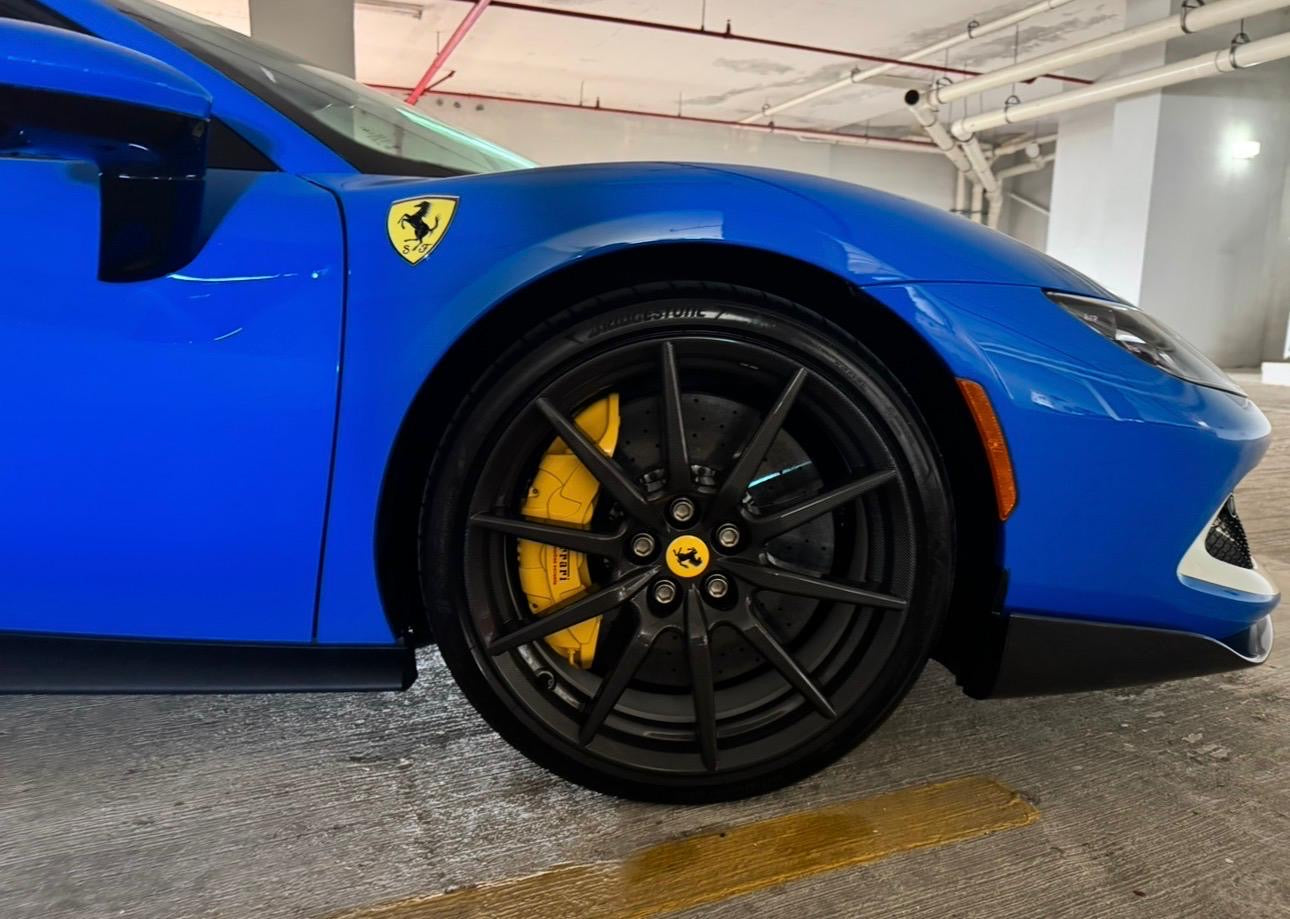 2025 Ferrari 296 GTS