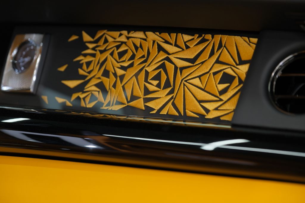 2026 Rolls-Royce Phantom Mansory