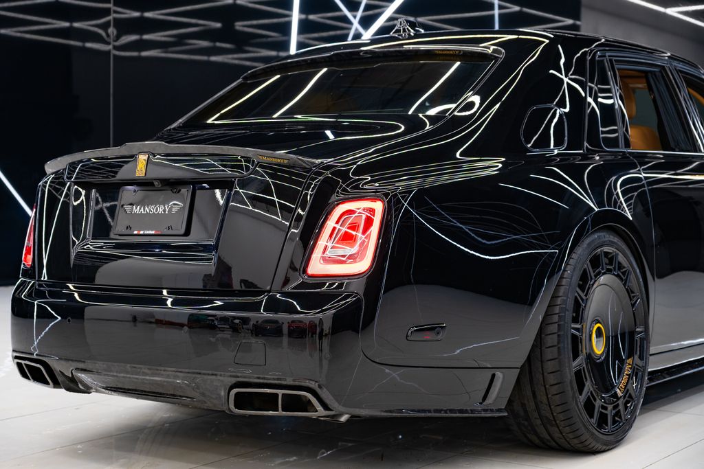 2026 Rolls-Royce Phantom Mansory