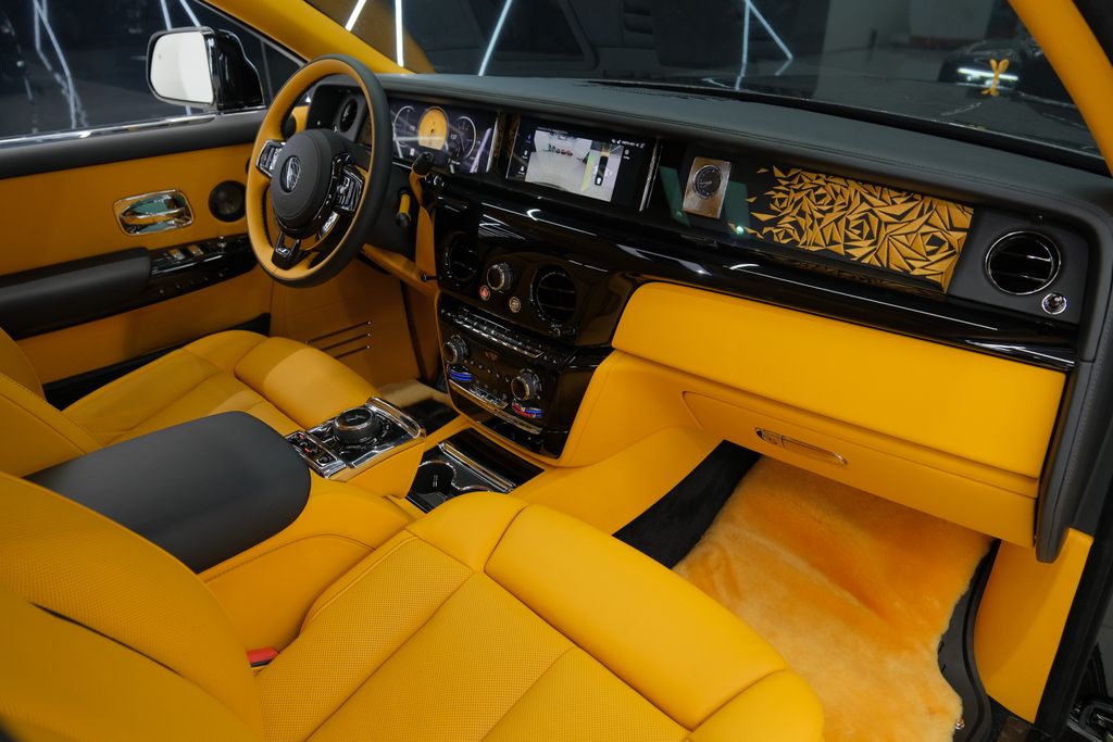 2026 Rolls-Royce Phantom Mansory