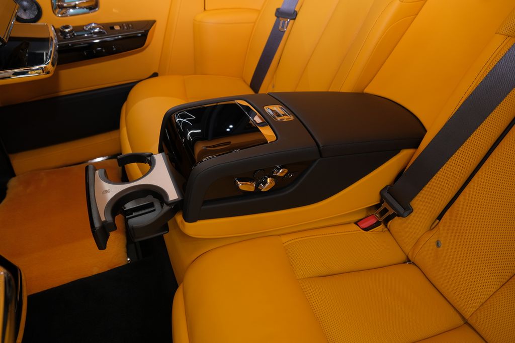 2026 Rolls-Royce Phantom Mansory